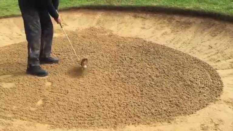 Perfecting the Art of Golf Course Bunker Maintenance